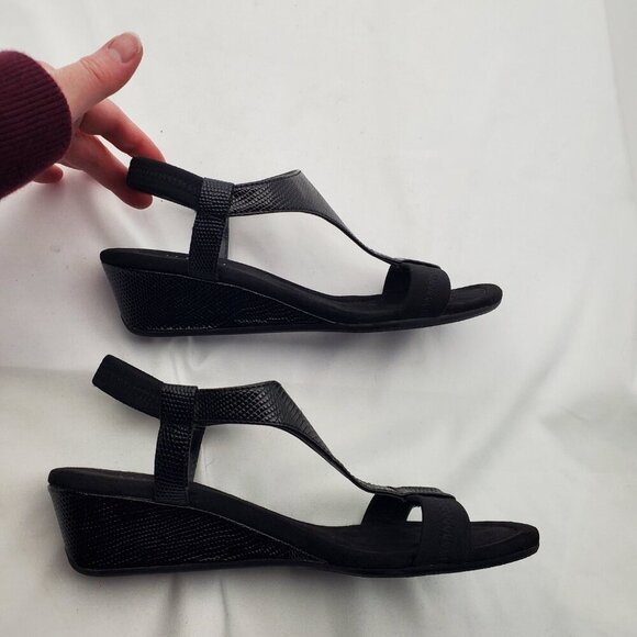 ALFANI Step N Flex Black T-Strap Wedge Sandals 5.5M - Picture 4 of 10